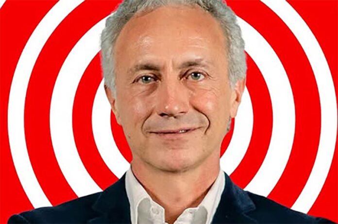 Marco Travaglio-Cornuti e contenti Marco Travaglio-Cornuti e contenti