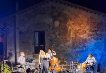 Alice Claire Ranieri, voce-Alessandro Bravo-Enrico Mianulli, basso-Claudio Giovannini, batteria