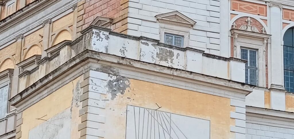 Palazzo Farnese, Prospetto principale, partic