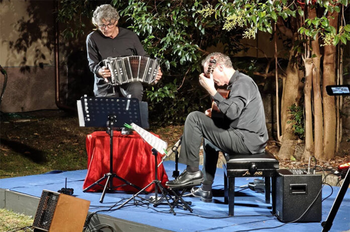 Tuscania Summer Festiva-Giampaolo Bandini alla chitarra e Cesare Chiacchiaretta al bandoneón