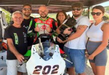 Impresa stoica di Alessio Pedetta a Magione, il centauro aquesiano chiude al 6° posto e conquista il 4° nella classifica di Old Open Cup Alessio Pedetta-moto