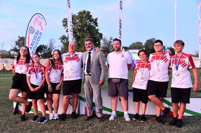 Arcieri delle Due Torri protagonisti ai Campionati Italiani Arcieri delle Due Torri protagonisti ai Campionati Italiani