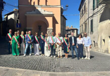 Drappo dei Comuni di Tolfa 2026:Tarquinia orgogliosa dei suoi rappresentanti Stefano Olivetti e Serena Ventolini