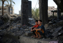bambini-rovine-casa-palestina.Unicef