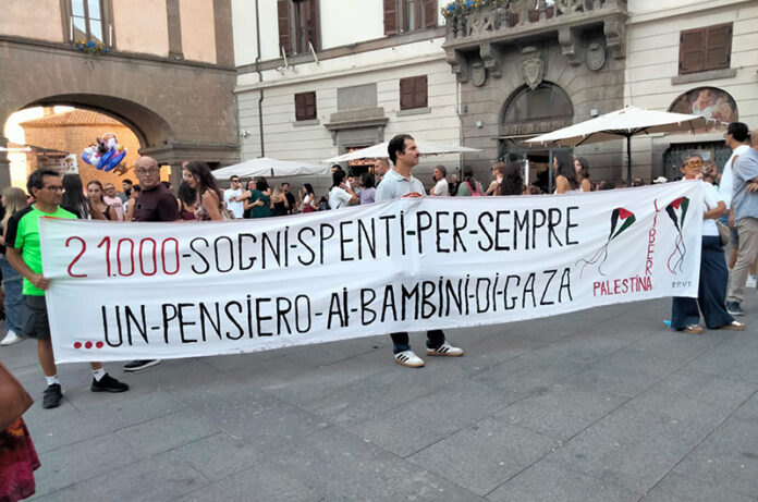 tavolo per la pace dentro articolo piazza palestina