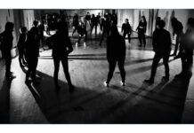 Riprendono i corsi teatrali per ragazzi e adulti organizzati da Theatr.Es e diretti da Sergio Urbani, gratuita la prima lezione Theatr•Es